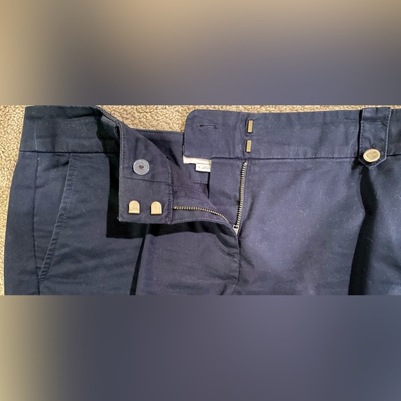 LOFT Navy 4” Shorts Military Gold Buttons in Perfect Condition Size 6 - Picture 2 of 5
